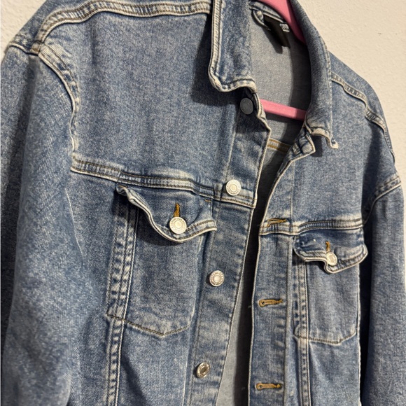 Denim jacket - Picture 3 of 4